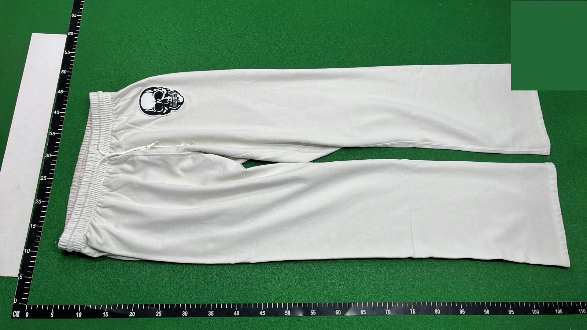 Number (N)ine SS04 "Dream Baby Dream" White Skull Sweatpants QC
