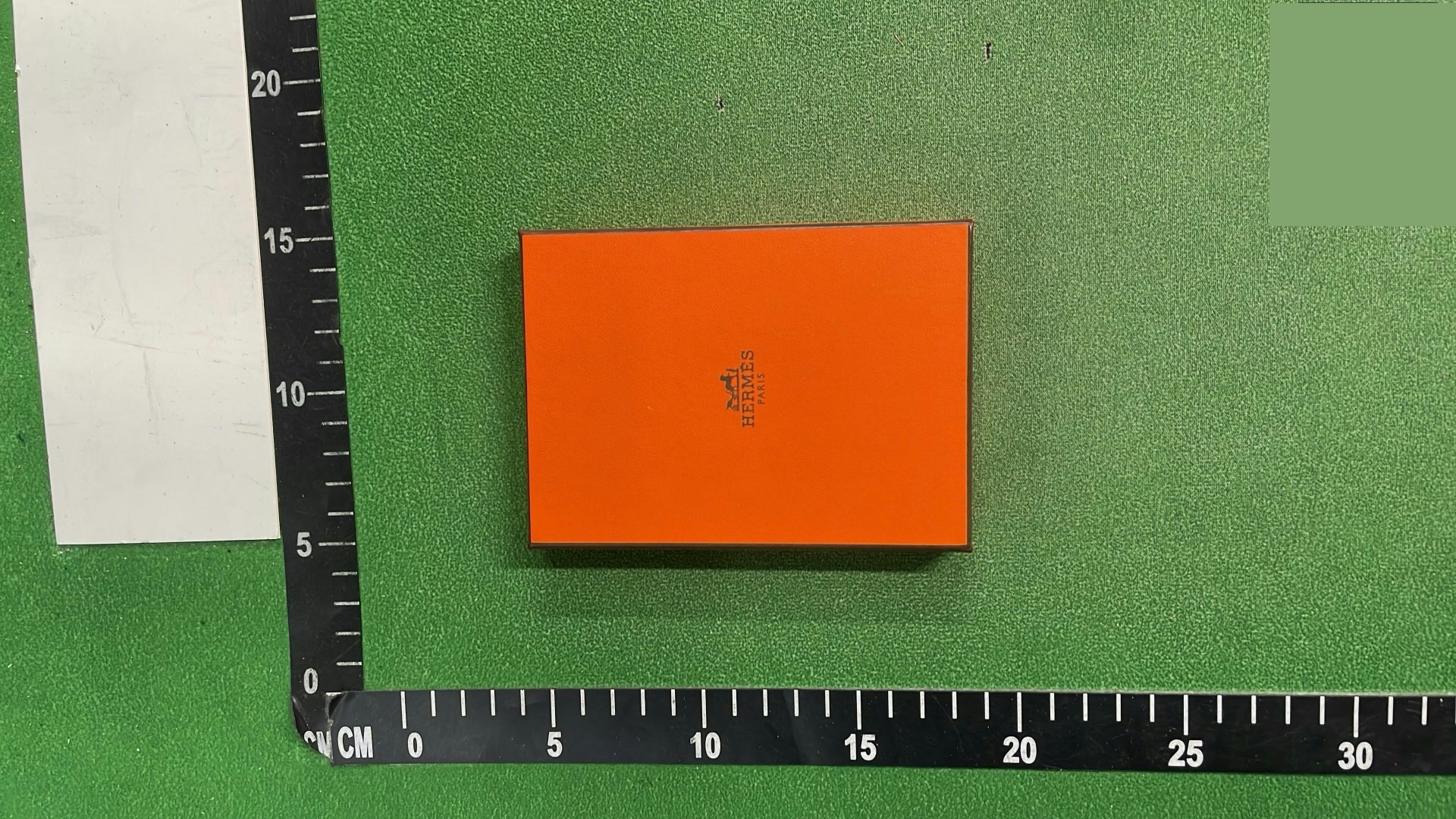 Vivienne WestwoodPearl Chain QC