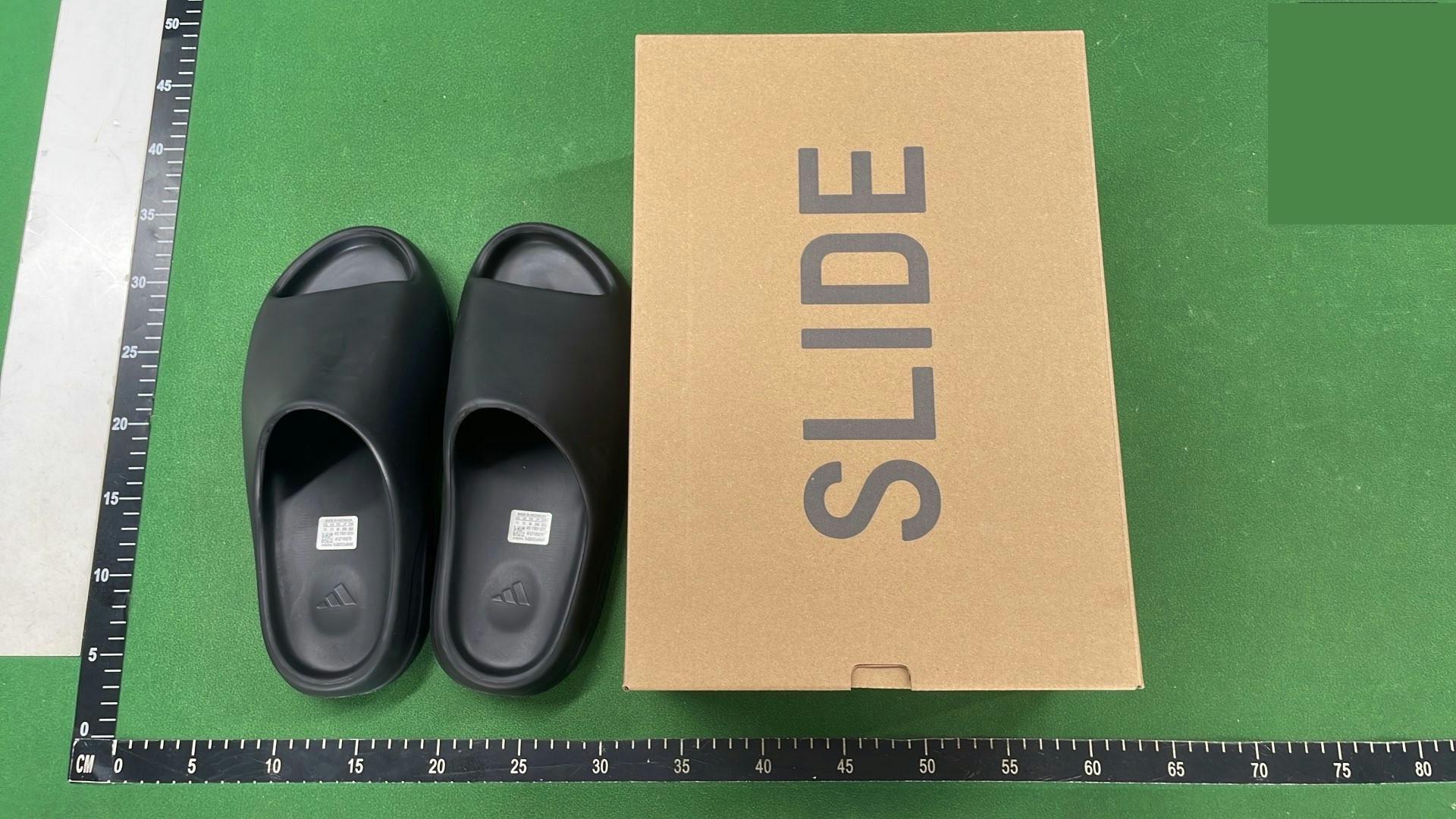 Yeezy Slides QC