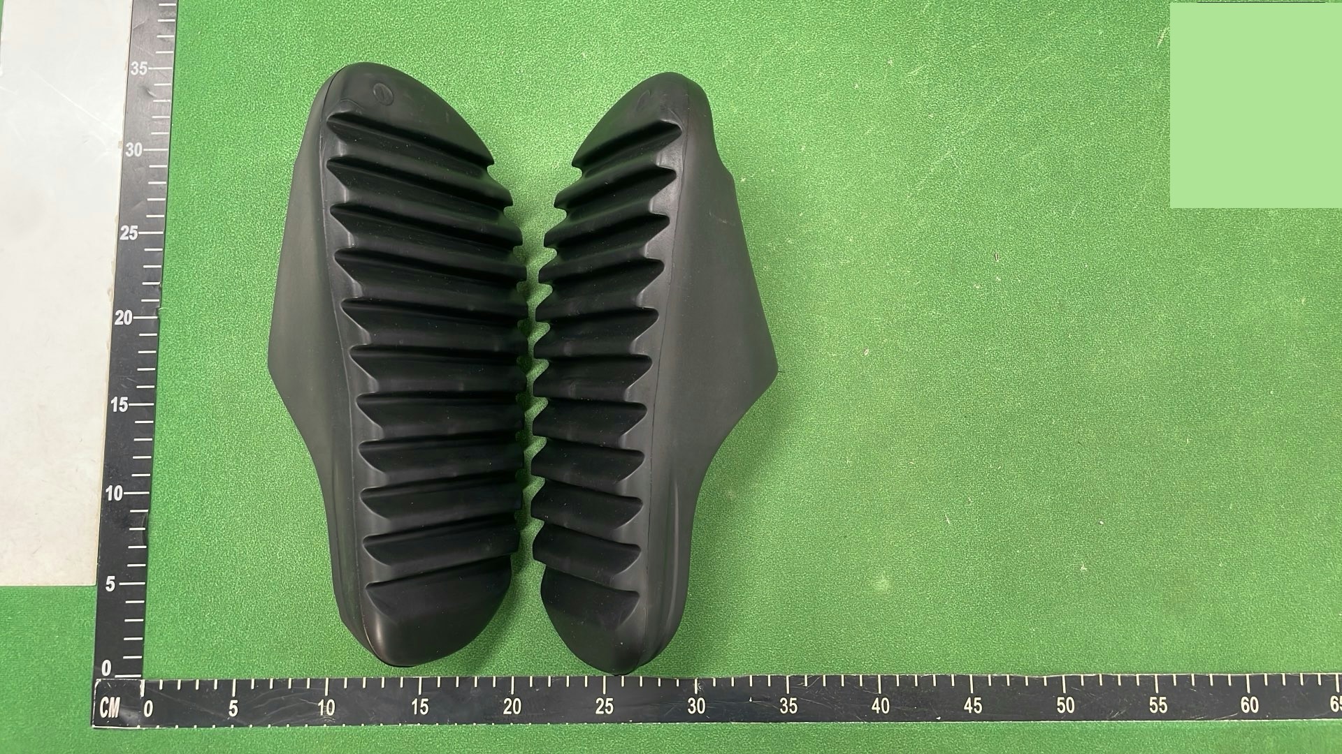 Yeezy Slides QC